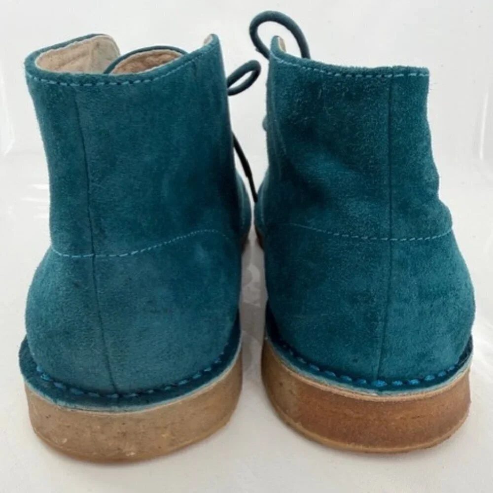 RARE! UGG Turquoise Teal Blue Suede Lace Up Chukka Boots Sz 9